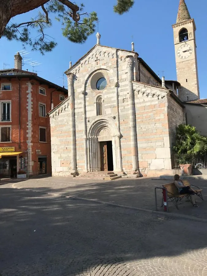 Panorama Lake View, Pool & Garden, 2 Bathrooms, Kingsize & Single-Beds, Fast Internet Toscolano Maderno Italy